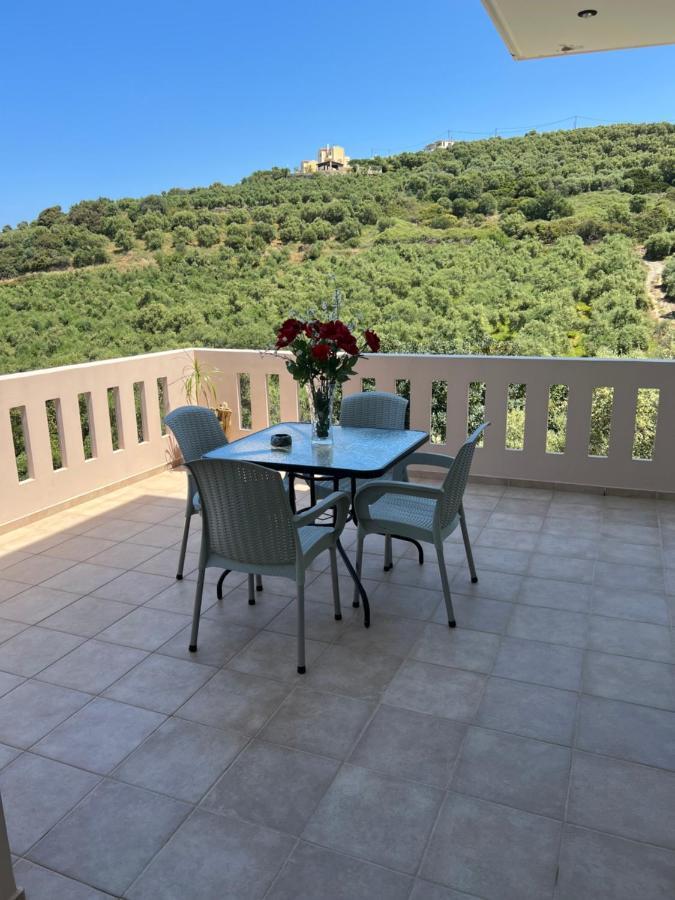 Eugene Apartment Chrissi Akti Chania Exterior foto